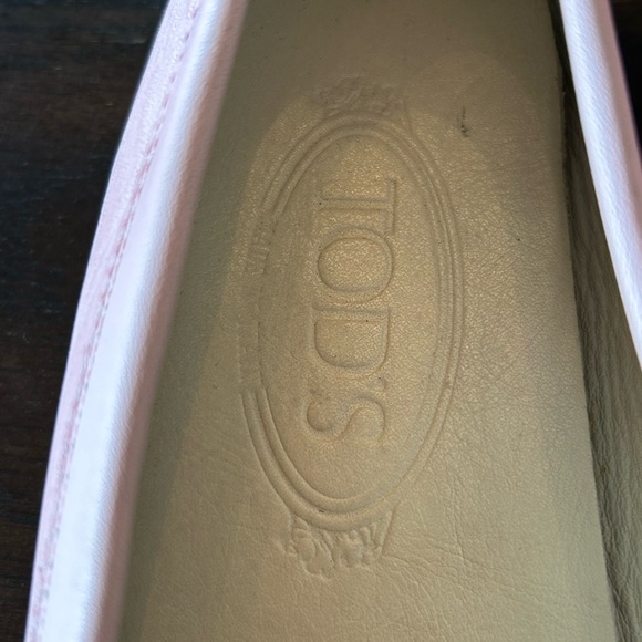 Tod’s baby pink loafers in size 40 - Picture 5 of 9
